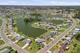 1811 Milford Cir, Sun City Center, FL 33573 - Photo 57