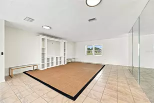 1811 Milford Cir, Sun City Center, FL 33573 - Photo 7