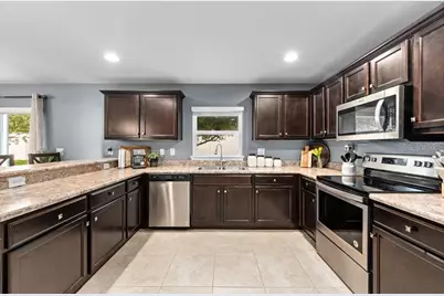 10427 Rivercrest Drive, Riverview, FL 33578 - Photo 3