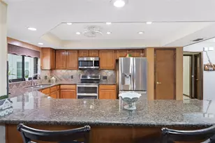 411 Summit Chase Dr, Valrico, FL 33594 - Photo 19