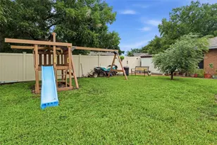 411 Summit Chase Dr, Valrico, FL 33594 - Photo 49