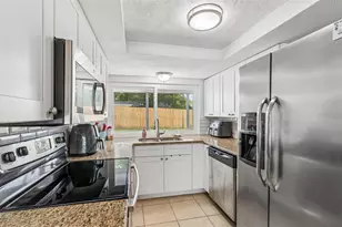 9140 Cochise Ln, Port Richey, FL 34668 - Photo 11