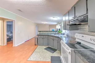 1606 N Kingsway Rd, Seffner, FL 33584 - Photo 15
