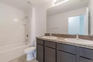 10536 Whispering Hammock Dr, Riverview, FL 33578 - Photo 11