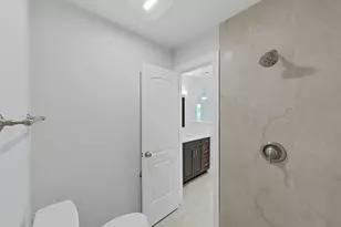7513 Mayfair Ct, Tampa, FL 33634 - Photo 27