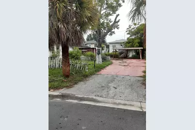 1123 29th Street S, Saint Petersburg, FL 33712 - Photo 3