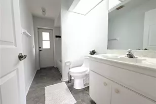 3977 New London St, North Port, FL 34288 - Photo 9