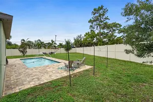 1569 N River Cir, Tarpon Springs, FL 34689 - Photo 29