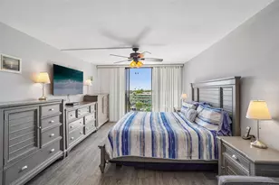1 Key Capri, Saint Petersburg, FL 33706 - Photo 29