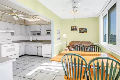 4715 Bay Street NE #320, Saint Petersburg, FL 33703 - Photo 17
