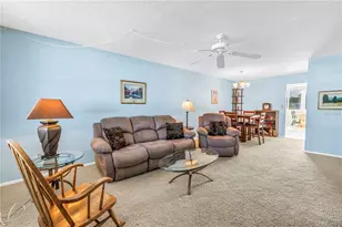 4715 Bay St NE, Saint Petersburg, FL 33703 - Photo 3