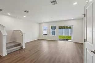 34563 Turpins Ave, Zephyrhills, FL 33541 - Photo 11
