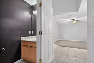 12803 Lake Vista Dr, Gibsonton, FL 33534 - Photo 9