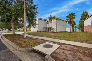 12803 Lake Vista Dr, Gibsonton, FL 33534 - Photo 41