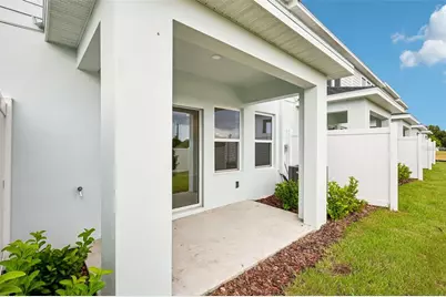 6848 Holcombe Down Drive, Zephyrhills, FL 33541 - Photo 29