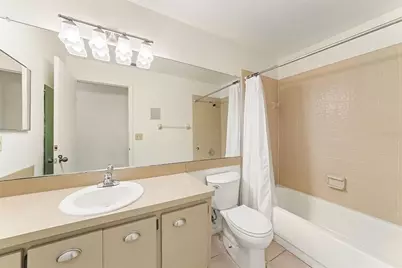 11805 Skylake Place #C, Tampa, FL 33617 - Photo 7