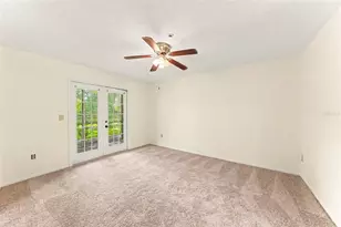 11805 Skylake Pl, Tampa, FL 33617 - Photo 15