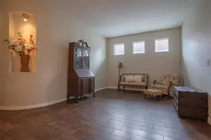 5029 Torrey Hills Ln, Lutz, FL 33558 - Photo 5
