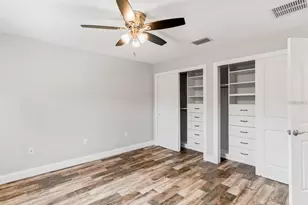 3792 Arkansas Ave NE, Saint Petersburg, FL 33703 - Photo 13