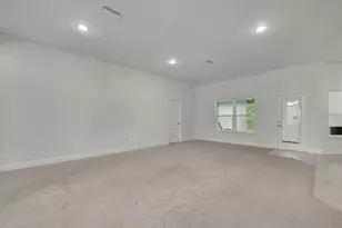 10358 Musa Rd, Spring Hill, FL 34608 - Photo 5