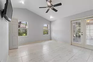4643 Dunnie Dr, Tampa, FL 33614 - Photo 29
