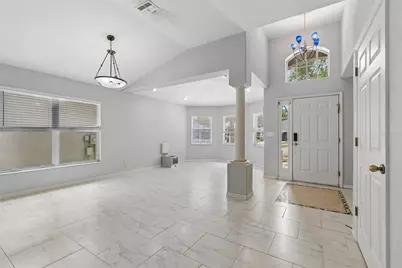 4643 Dunnie Drive, Tampa, FL 33614 - Photo 5