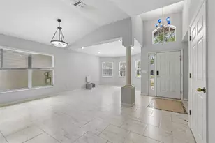 4643 Dunnie Dr, Tampa, FL 33614 - Photo 5