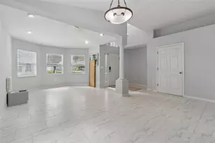 4643 Dunnie Dr, Tampa, FL 33614 - Photo 9