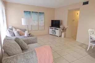 2458 Columbia Dr, Clearwater, FL 33763 - Photo 3