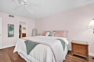 19029 US Hwy 19 N, Clearwater, FL 33764 - Photo 21