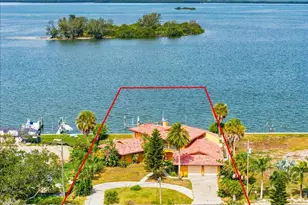 111 Shore Dr, Dunedin, FL 34698 - Photo 3