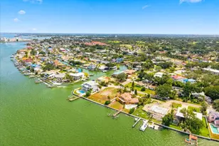 111 Shore Dr, Dunedin, FL 34698 - Photo 15