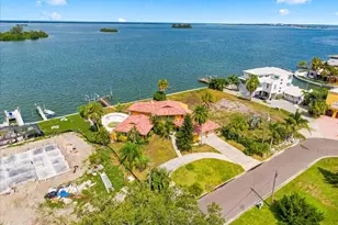 111 Shore Dr, Dunedin, FL 34698 - Photo 5