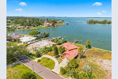 111 Shore Drive, Dunedin, FL 34698 - Photo 7