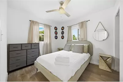 664 Gray Street S, Saint Petersburg, FL 33707 - Photo 11