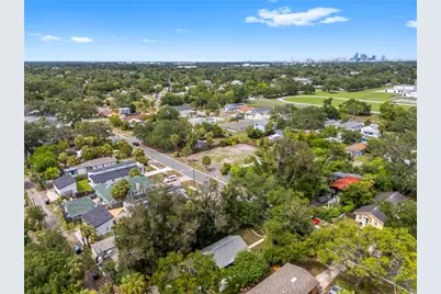 2101 43rd Street S, Saint Petersburg, FL 33711 - Photo 9