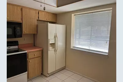 2225 Lark Circle W #E, Palm Harbor, FL 34684 - Photo 5