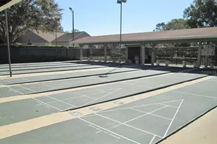 2225 Lark Cir W, Palm Harbor, FL 34684 - Photo 23