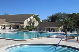 2225 Lark Cir W, Palm Harbor, FL 34684 - Photo 25