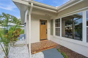 1920 Canadiana Ct, Dunedin, FL 34698 - Photo 5
