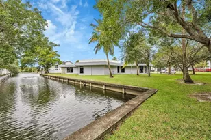 107 Royal Pk Dr, Oakland Park, FL 33309 - Photo 19