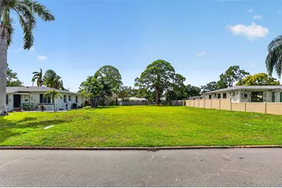 257 Mateo Way NE, Saint Petersburg, FL 33704 - Photo 7