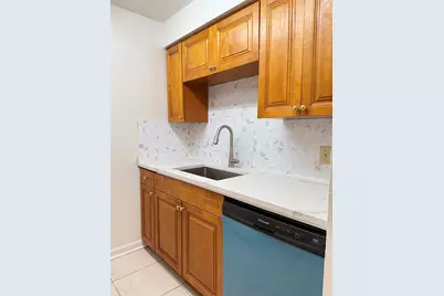 14308 Hanging Moss Circle #102, Tampa, FL 33613 - Photo 13