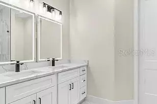 2823 60th Ave N, Saint Petersburg, FL 33714 - Photo 25