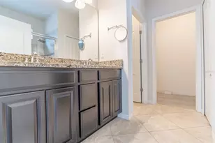 12152 Ledbury Commons Dr, Gibsonton, FL 33534 - Photo 19