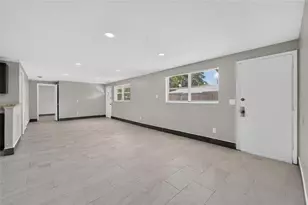 1703 E Idell St, Tampa, FL 33604 - Photo 11