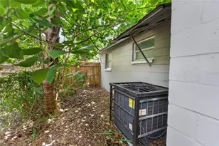 1703 E Idell St, Tampa, FL 33604 - Photo 37