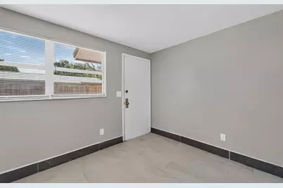 1703 E Idell Street, Tampa, FL 33604 - Photo 7