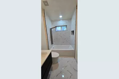 1810 Greystone Heights Drive, Valrico, FL 33594 - Photo 19