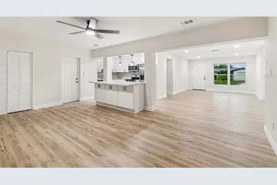 6781 33rd Avenue N, Saint Petersburg, FL 33710 - Photo 23